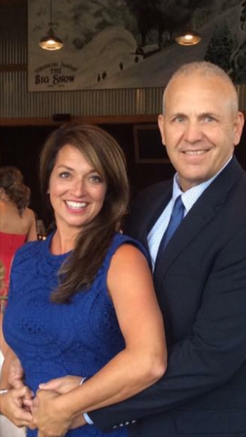 Pastor Dan Thompson and his wife Kris